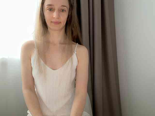 Shy-SweetGirl webcam