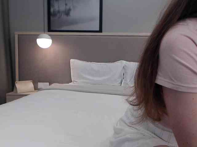 Shy-SweetGirl webcam