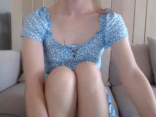 Shy-SweetGirl webcam