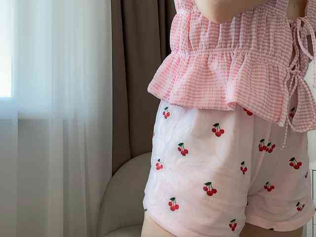 Shy-SweetGirl webcam