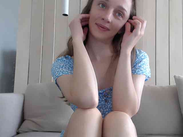 Shy-SweetGirl webcam