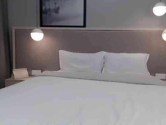 Shy-SweetGirl webcam