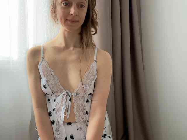 Shy-SweetGirl webcam