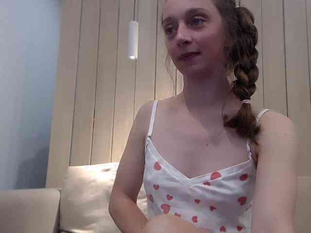 Shy-SweetGirl webcam