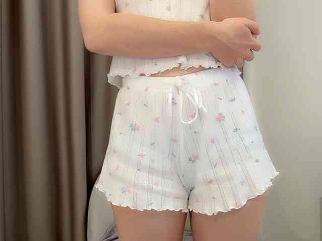 Shy-SweetGirl webcam