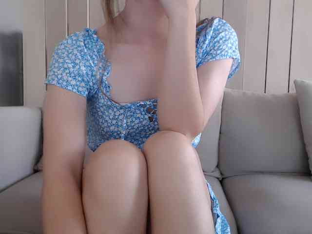 Shy-SweetGirl webcam