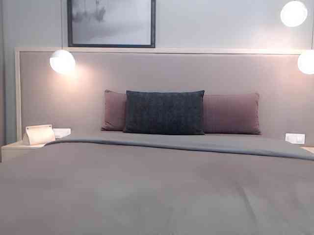 Shy-SweetGirl webcam