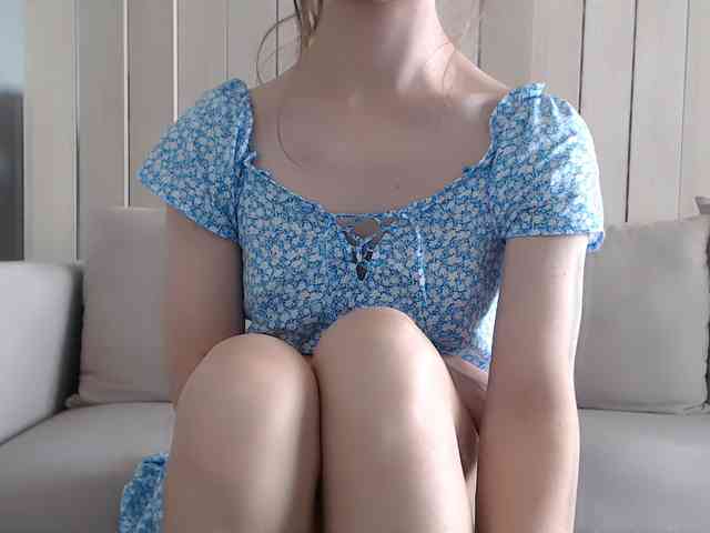 Shy-SweetGirl webcam
