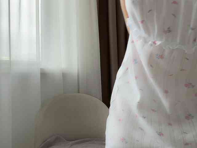 Shy-SweetGirl webcam