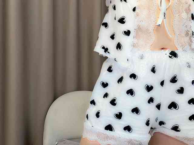 Shy-SweetGirl webcam