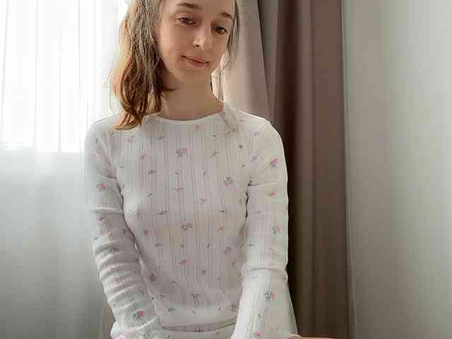 Shy-SweetGirl webcam