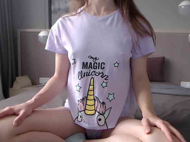 Shy-SweetGirl webcam