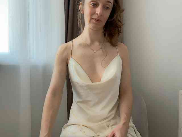 Shy-SweetGirl webcam