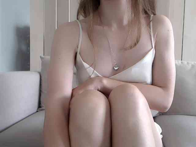 Shy-SweetGirl webcam