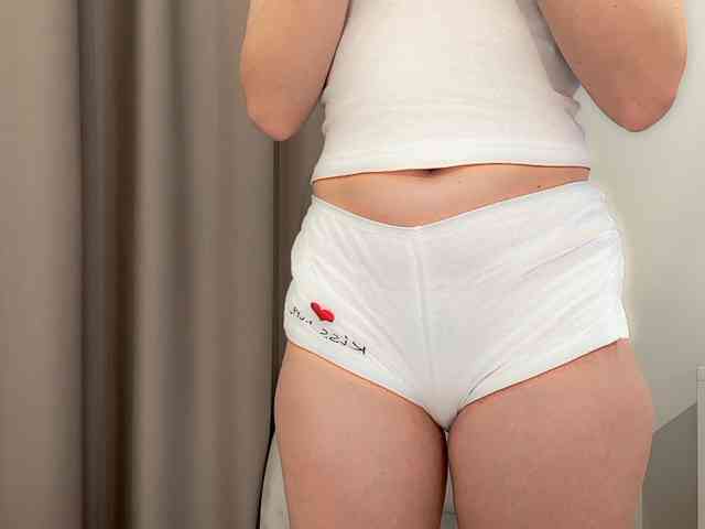 Shy-SweetGirl webcam