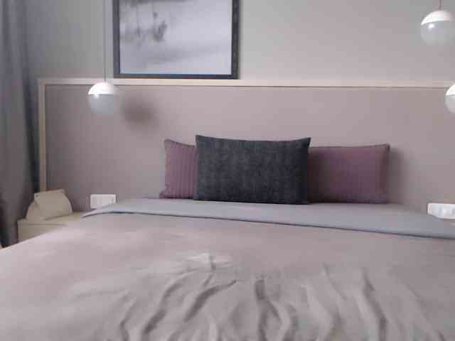 Shy-SweetGirl webcam