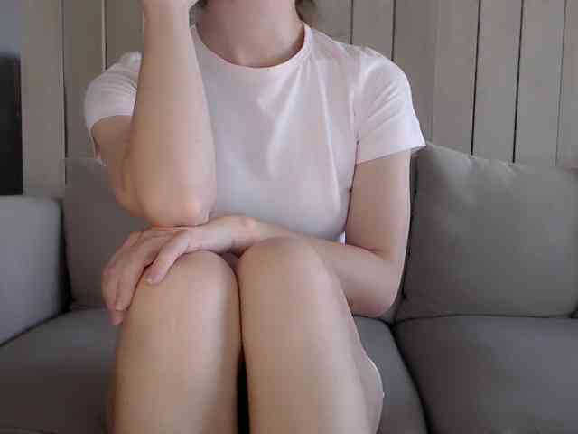 Shy-SweetGirl webcam