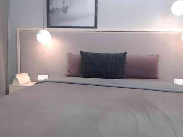 Shy-SweetGirl webcam