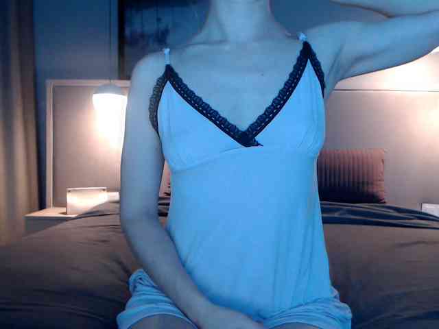 Shy-SweetGirl webcam