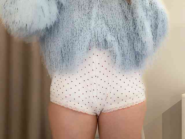 Shy-SweetGirl webcam