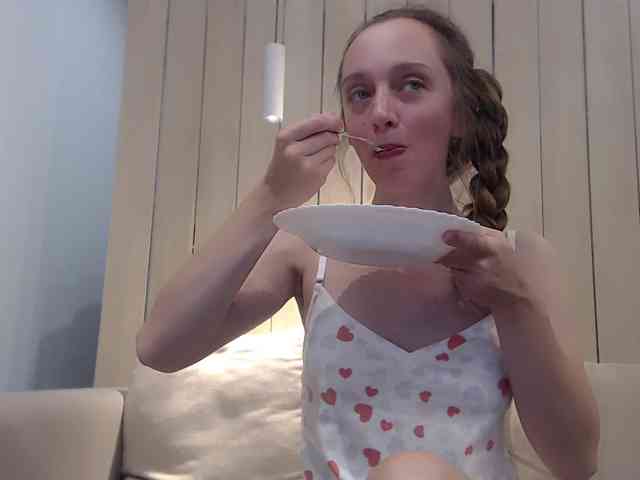 Shy-SweetGirl webcam