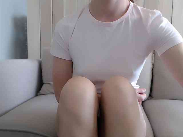 Shy-SweetGirl webcam