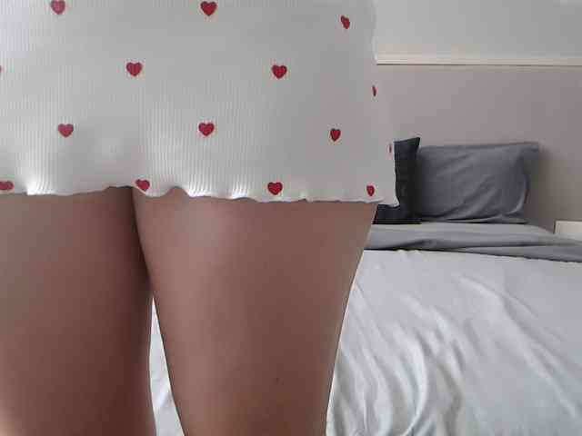 Shy-SweetGirl webcam