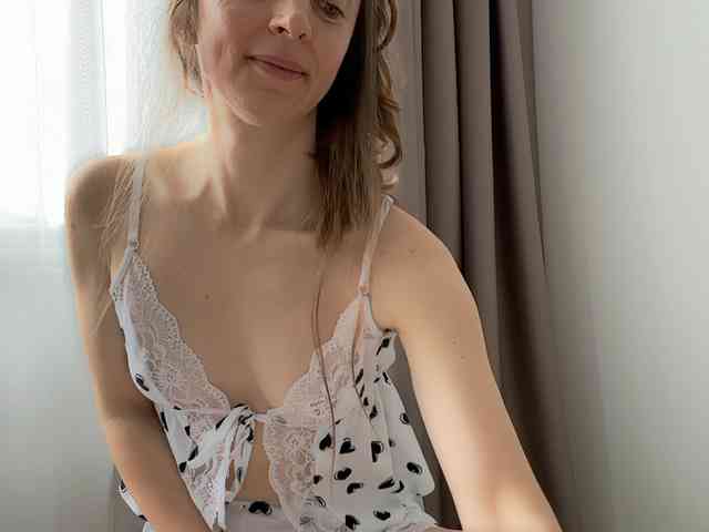 Shy-SweetGirl webcam