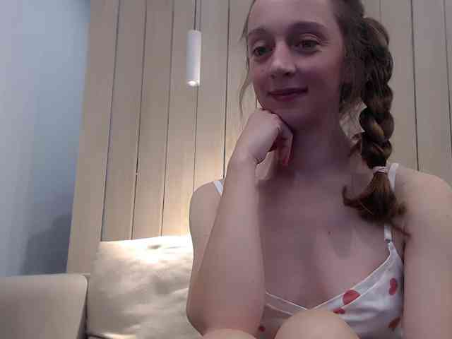 Shy-SweetGirl webcam