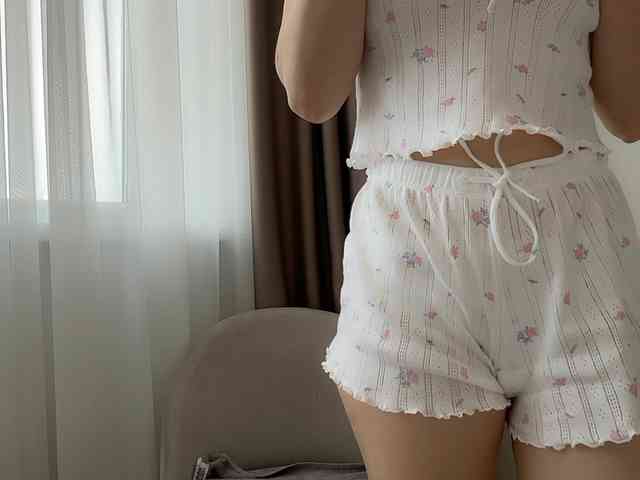 Shy-SweetGirl webcam