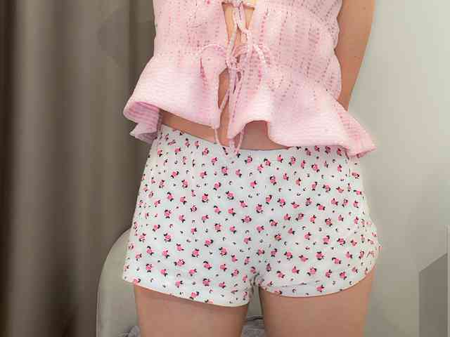 Shy-SweetGirl webcam