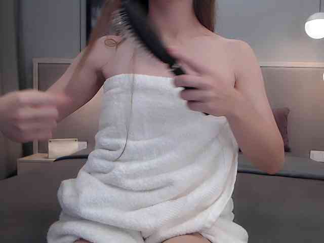 Shy-SweetGirl webcam