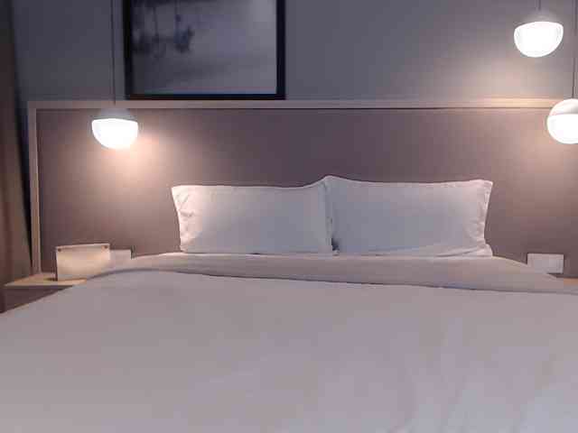 Shy-SweetGirl webcam