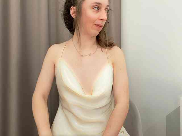 Shy-SweetGirl webcam