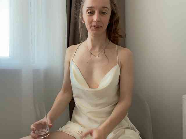 Shy-SweetGirl webcam