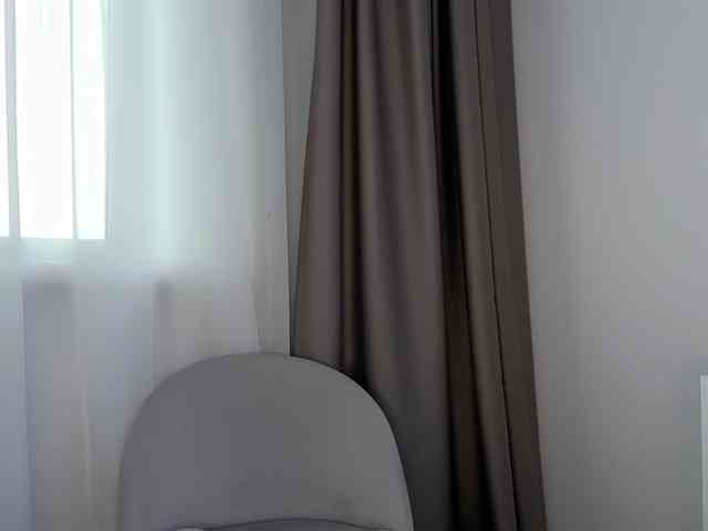 Shy-SweetGirl webcam