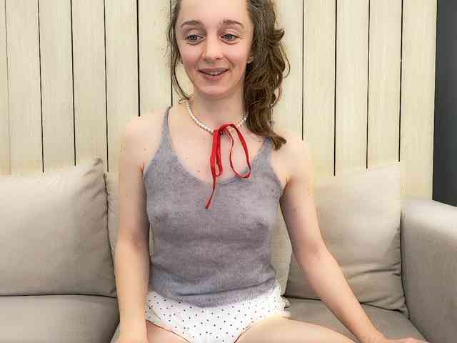 Shy-SweetGirl webcam