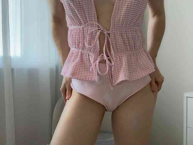 Shy-SweetGirl webcam