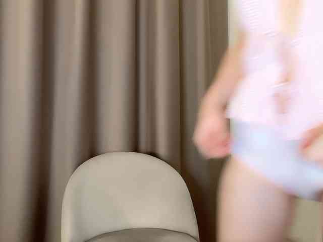 Shy-SweetGirl webcam