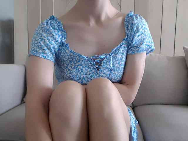 Shy-SweetGirl webcam