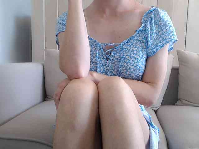 Shy-SweetGirl webcam