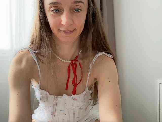 Shy-SweetGirl webcam