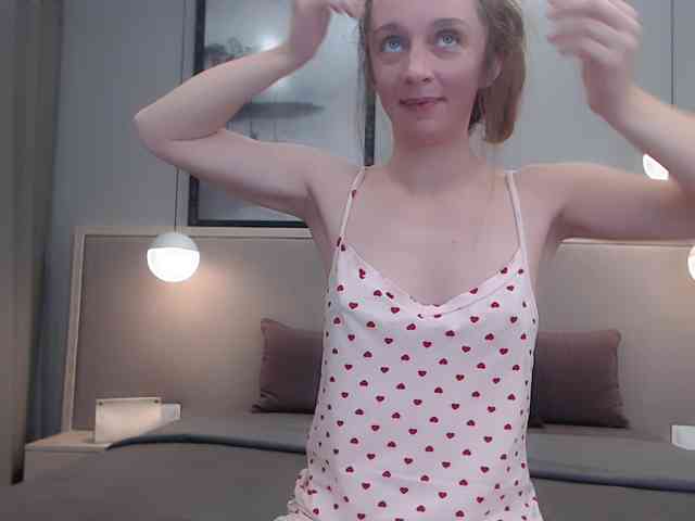 Shy-SweetGirl webcam