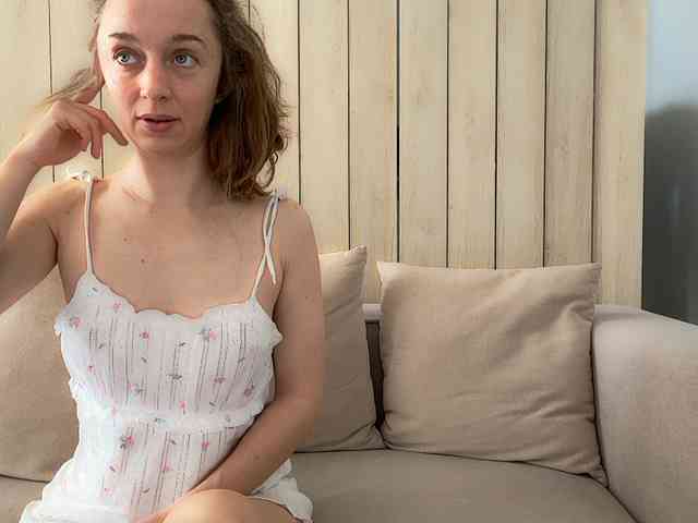 Shy-SweetGirl webcam
