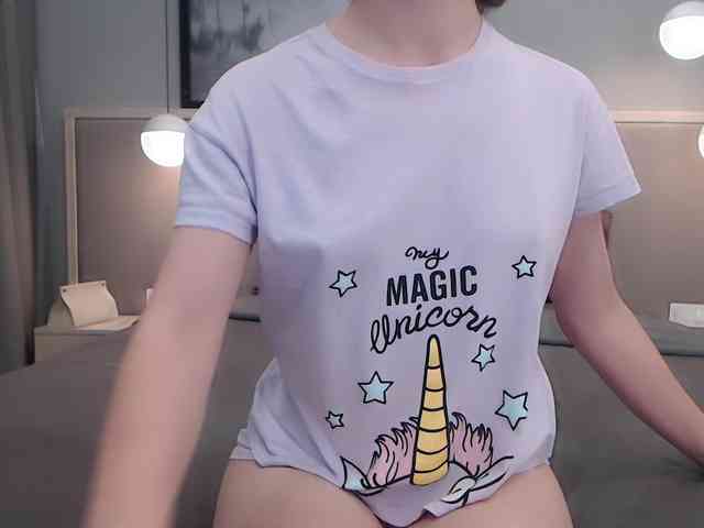 Shy-SweetGirl webcam