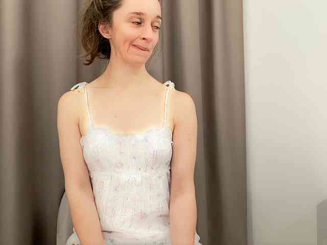 Shy-SweetGirl webcam