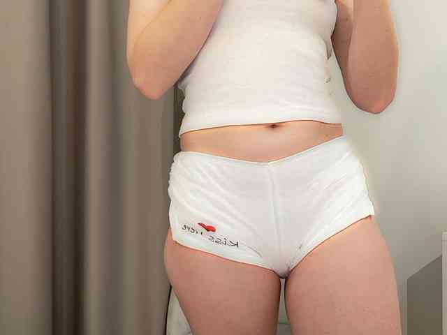 Shy-SweetGirl webcam