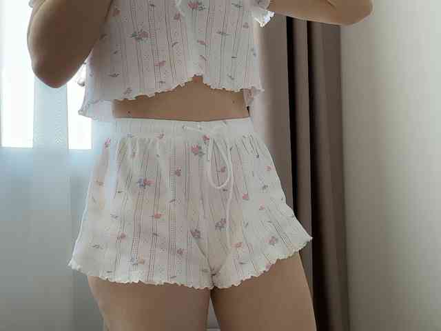 Shy-SweetGirl webcam