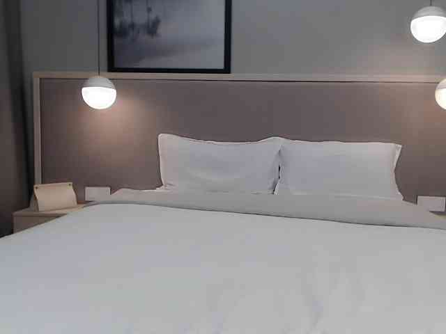 Shy-SweetGirl webcam