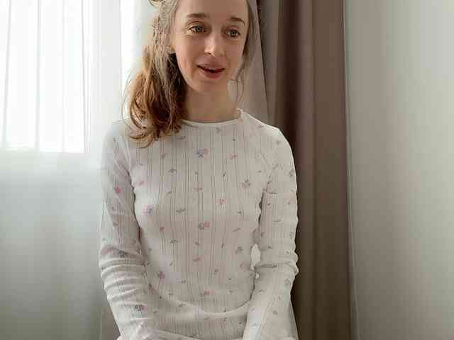 Shy-SweetGirl webcam